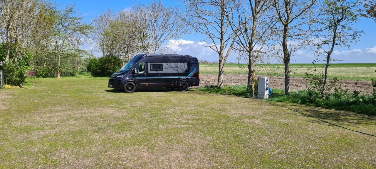 Wohnmobilstellplatz Nordseeliebe Direkt Am Deich - Camping *
