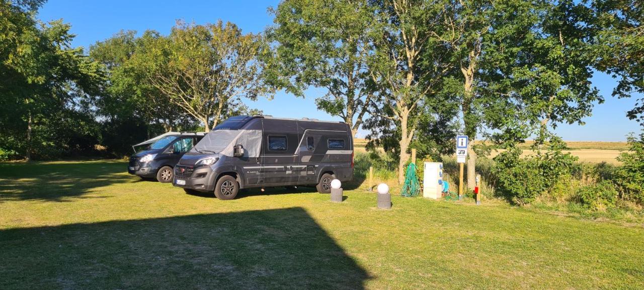 Camping Wohnmobilstellplatz Nordseeliebe Direkt Am Deich -